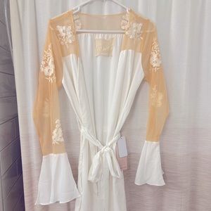 White Satin and Nude Lace Robe - size M - NEW (Robed of Love)